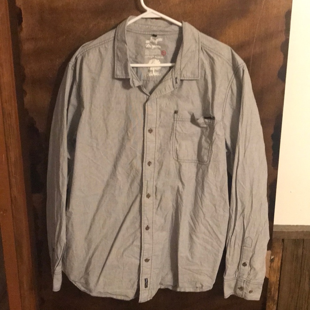 LRG long-sleeve shirt